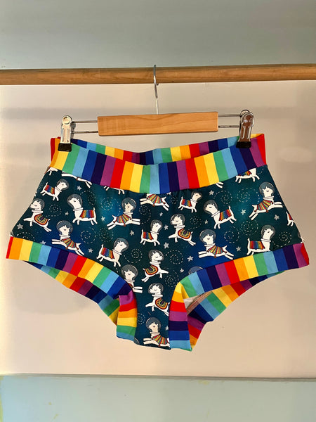 Uk size 20-22 Space llama Scrundies