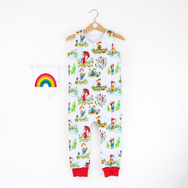 Play outside babies / children’s dungarees