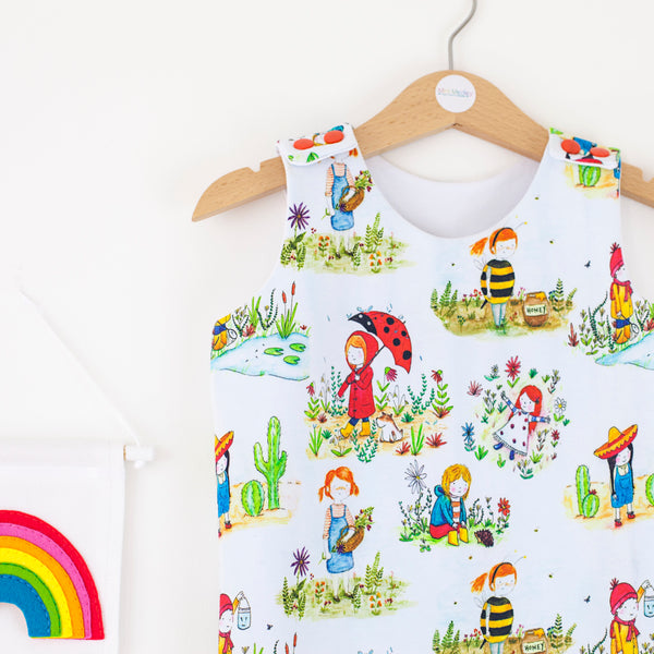 Play outside babies / children’s dungarees